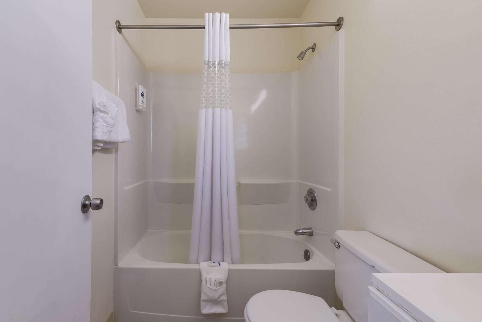 Rodeway Inn Livermore Esterno foto